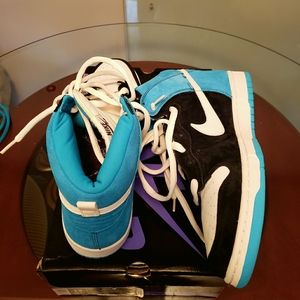 Nike Air Dunk "Send Help"